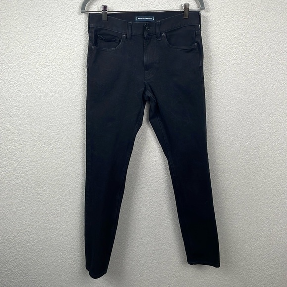 Everlane Uniform Black Slim Jeans Stretch Classic Everyday Sz 29x32 - Picture 1 of 10